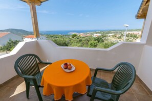 Water view - Apartments Barica (Primosten)