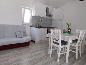 Apartment (A2) | Private kitchen