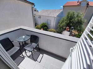 Apartment (A2) | Balcony