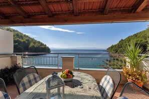 Apartment (A3) | Balcony - Apartments Robinzon Milivoj (Sucuraj)