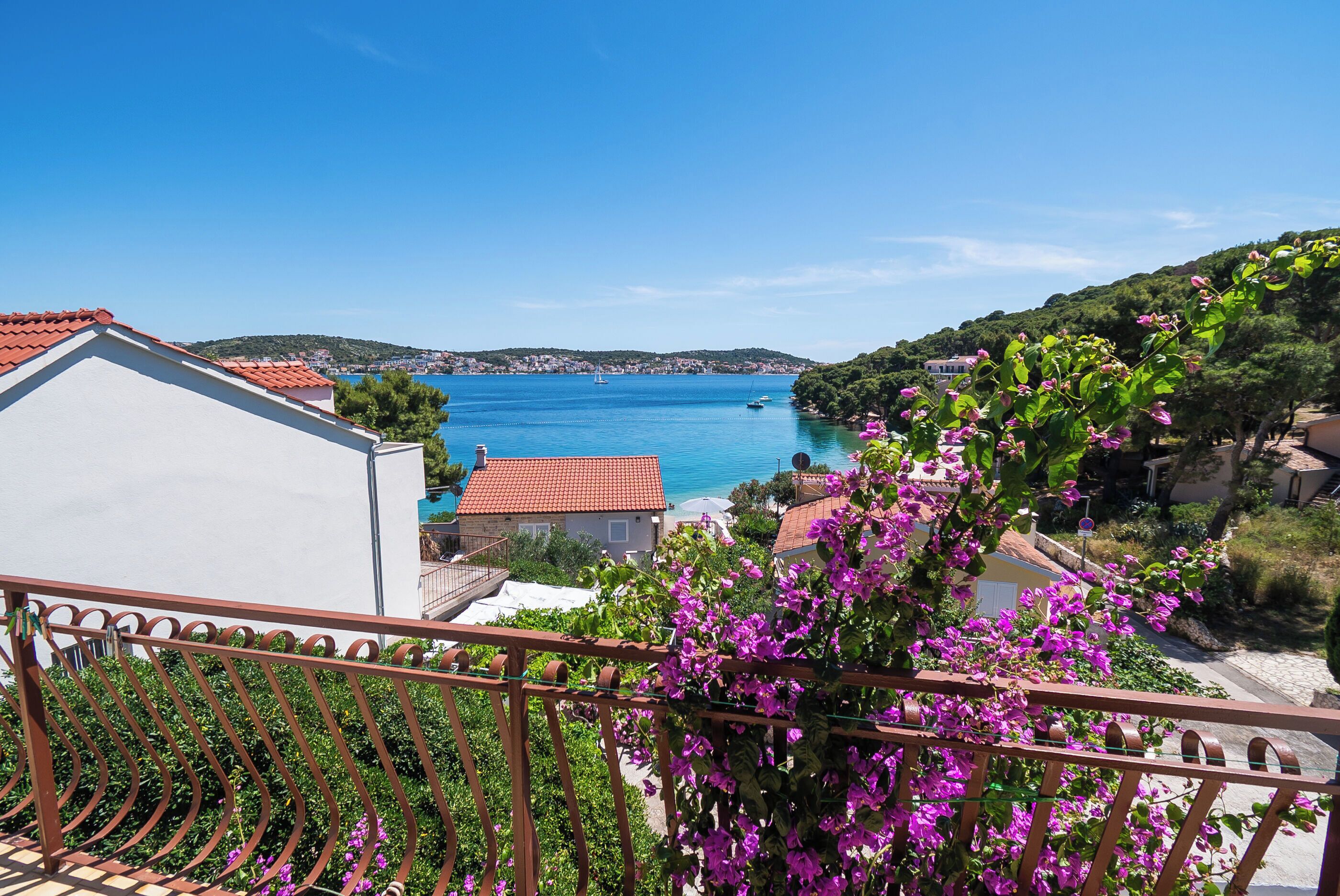 Studio (A4) | Aerial view