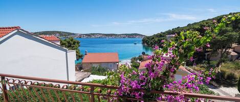 Studio (A4) | Aerial view