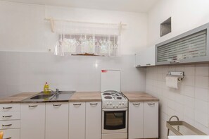 Apartment (A3) | Private kitchen