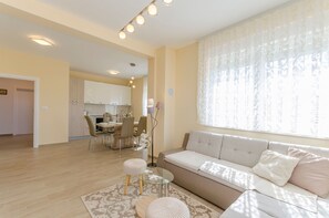 Wohnzimmer | Fernseher