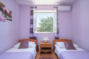 Maison | Fer et planche à repasser, accès au Wi-Fi (inclus)