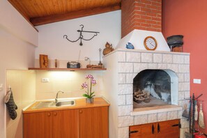 House | BBQ/picnic Area