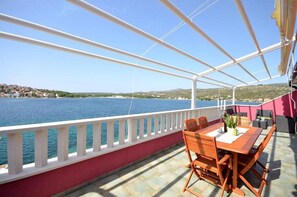 Apartment (A1) | Balkon