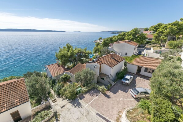 Exterior - Apartments Villa Bok (Okrug)