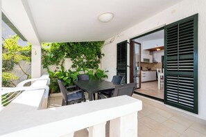 Apartment (A2) | Outdoor dining