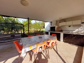 Grill-/Picknickplatz