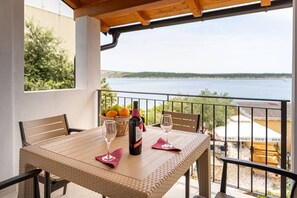 Apartment (A5) | Balkon
