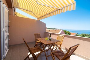 Huoneisto (A2) | Parveke