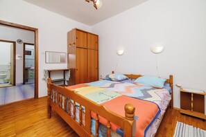 Apartment (A1)