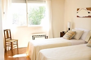 1 bedroom, in-room safe, desk, iron/ironing board