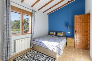 3 bedrooms, iron/ironing board, free WiFi, bed sheets - CASA LEA - Villa with private pool in Alcalali. Free WiFi (Alcalal��)