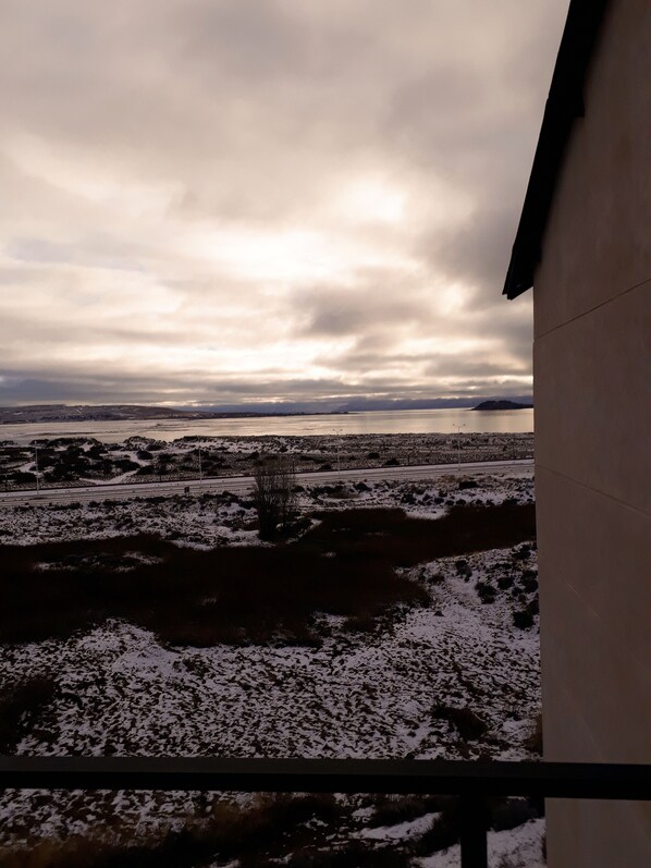 Lake - Tehuel Plaza (El Calafate)