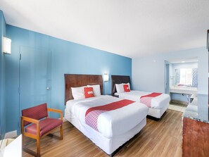 Room, 2 Queen Beds - (Cleveland)