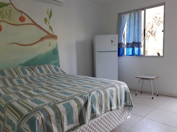 3 bedrooms, in-room safe, desk, travel crib