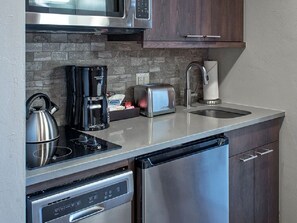 Fridge, microwave, oven, stovetop - Spring Break Luxury Ski-in Ski-out. Best Locale in Breck! (Breckenridge)