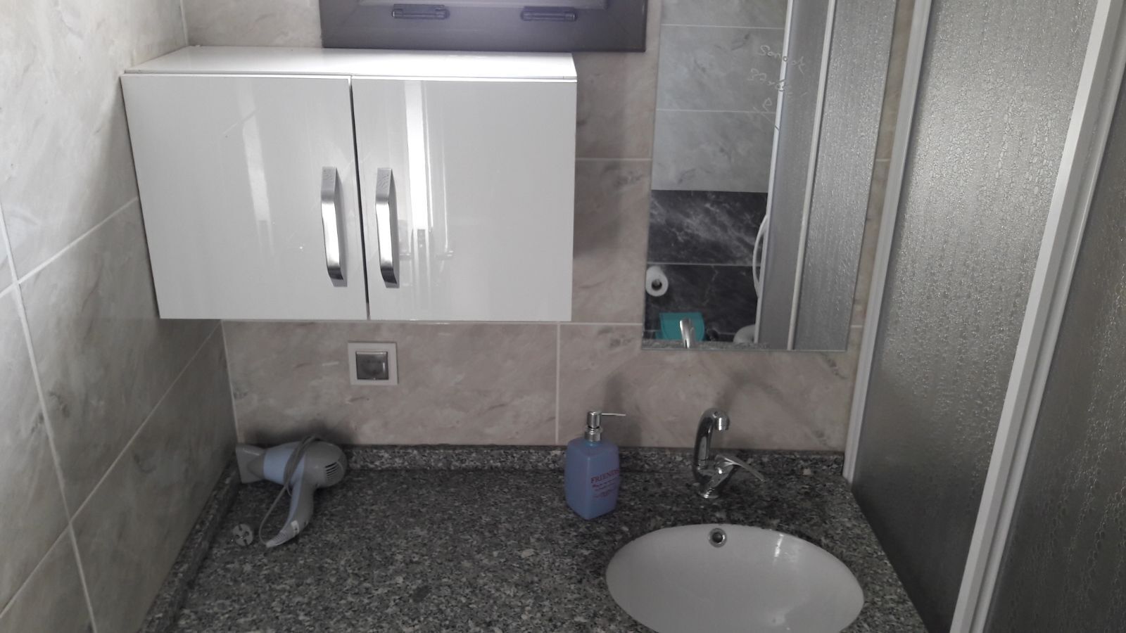 Camera Superior | Bagno | Doccia, asciugacapelli, pantofole, sapone