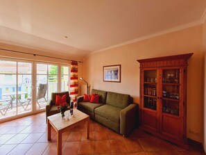 TV - Apartment "Umberto" - Apartment Umberto (Rerik)