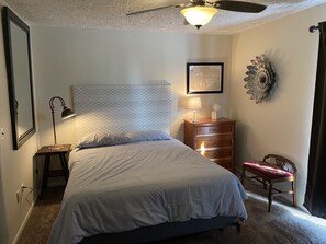 3 chambres, fer et planche à repasser, accès au Wi-Fi (inclus)