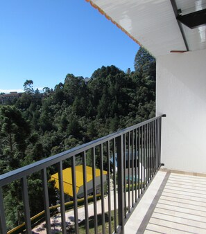 Basic-Doppelzimmer | Blick auf die Berge