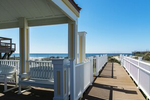 Property grounds - Sea Tales: Ocean View Condo with Community Pool, Hot Tub, Across from OKI Pier (Oak Island)