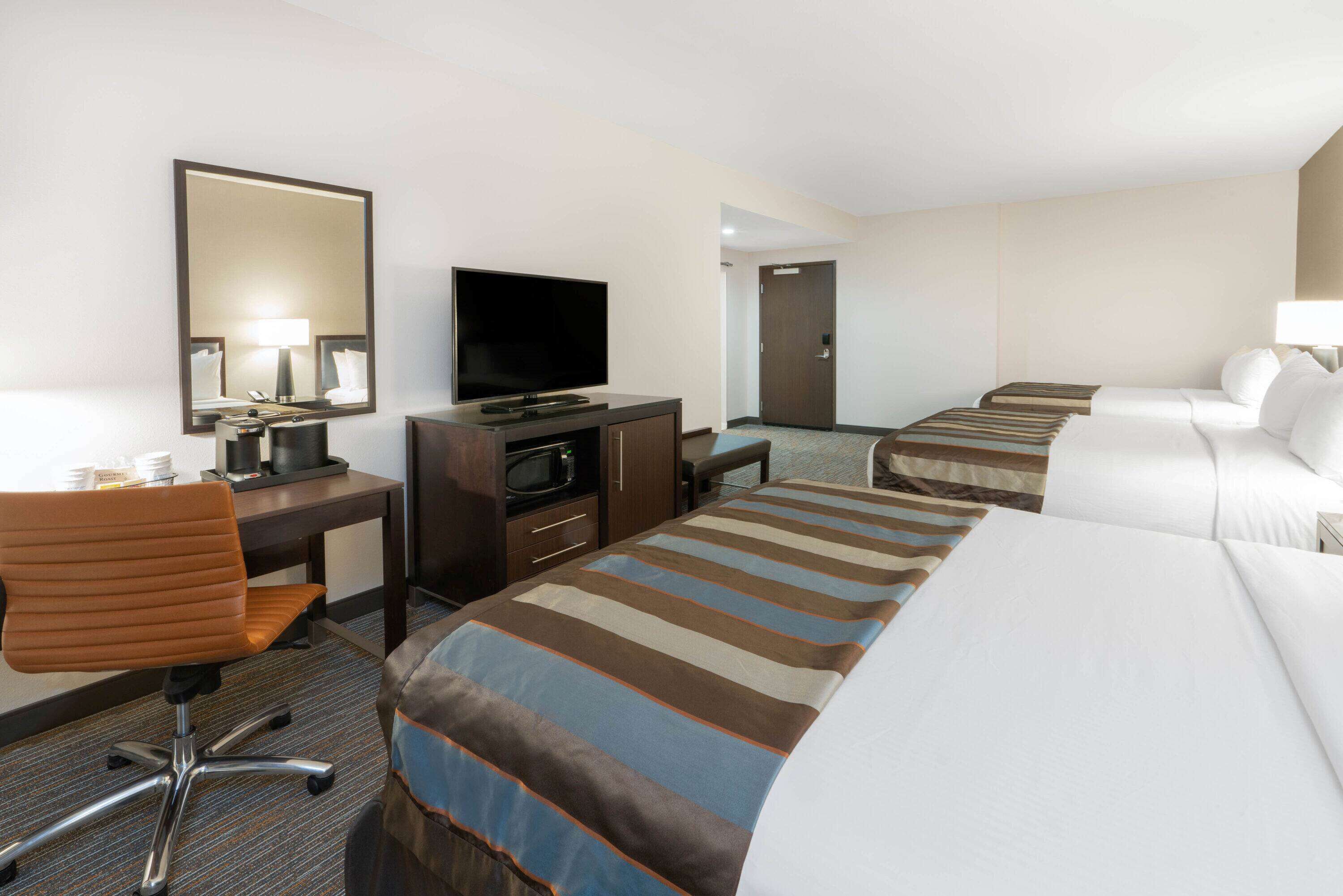 room, multiple beds, non smoking | 1 bedroom, desk, laptop workspace, iron/ironing board