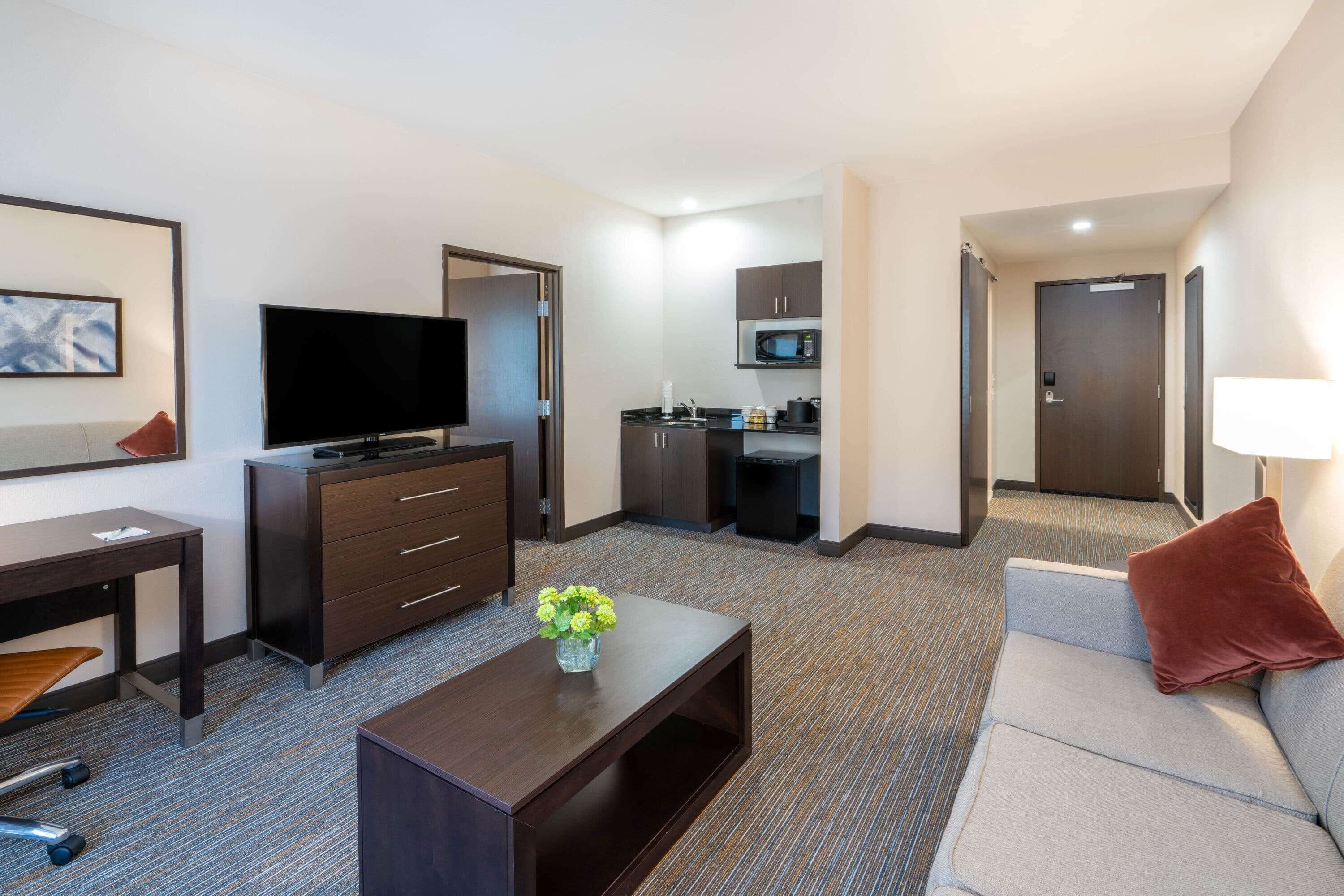 1 bedroom, desk, laptop workspace, iron/ironing board