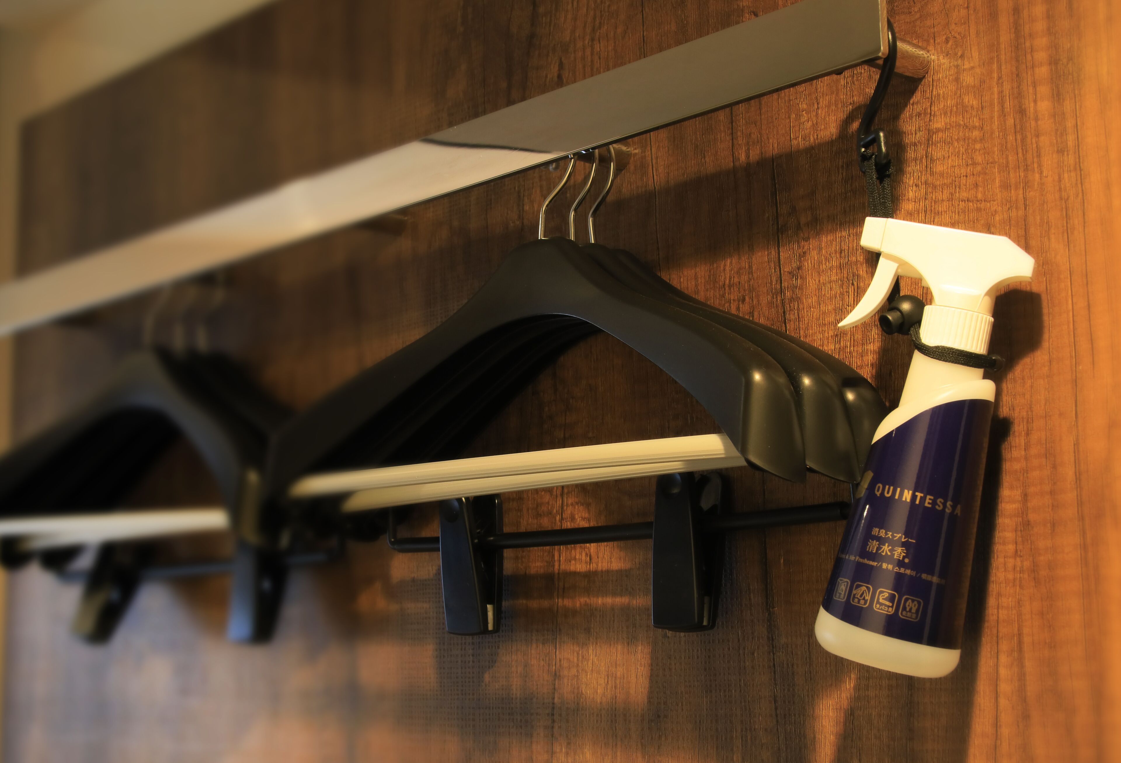 desk, soundproofing, free wifi, bed sheets