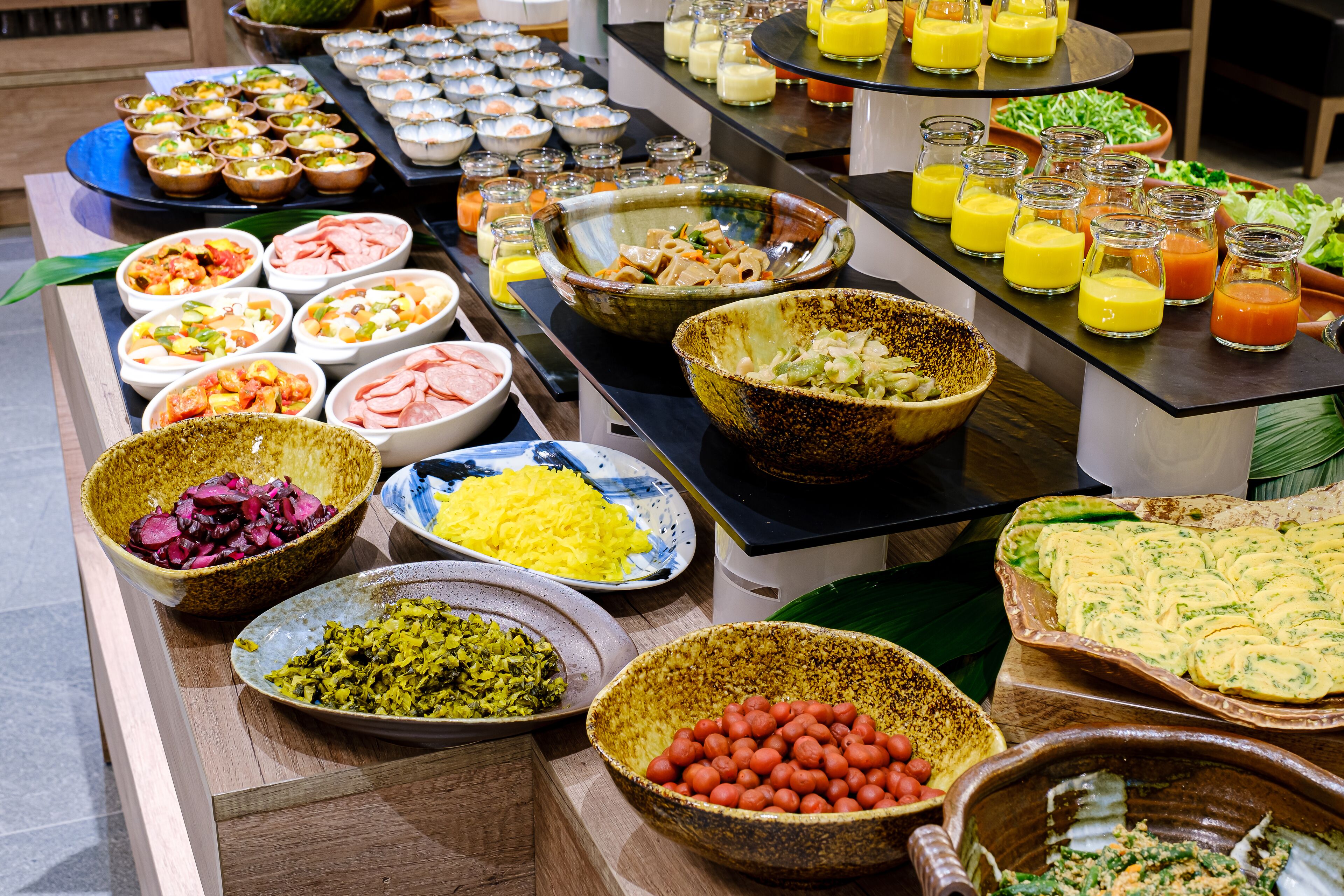 Tägliches Frühstücksbuffet (2000 JPY pro Person)