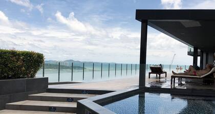 the base central pattaya