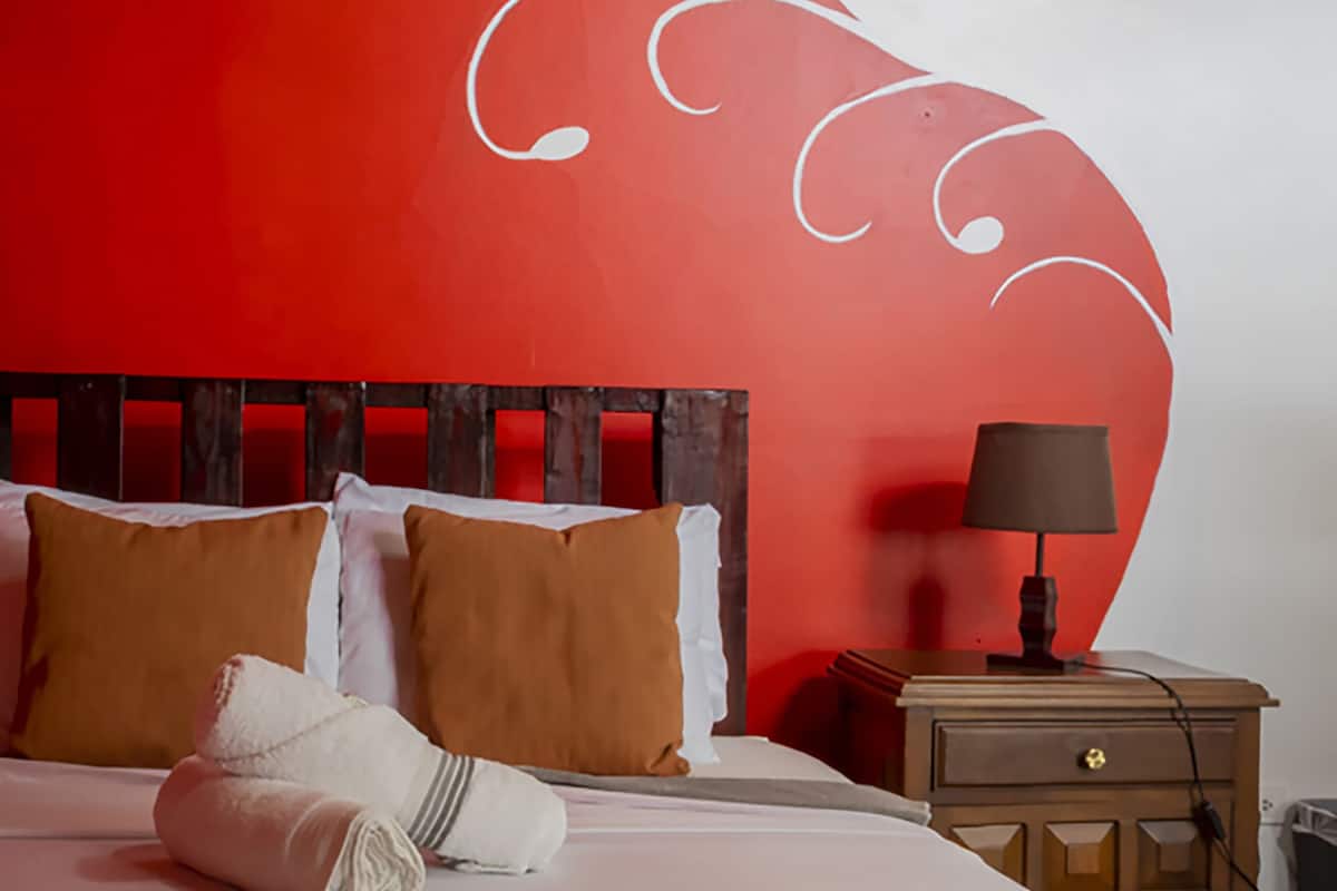 Kamar Deluks | 1 kamar tidur, seprai premium, dan selimut bulu angsa