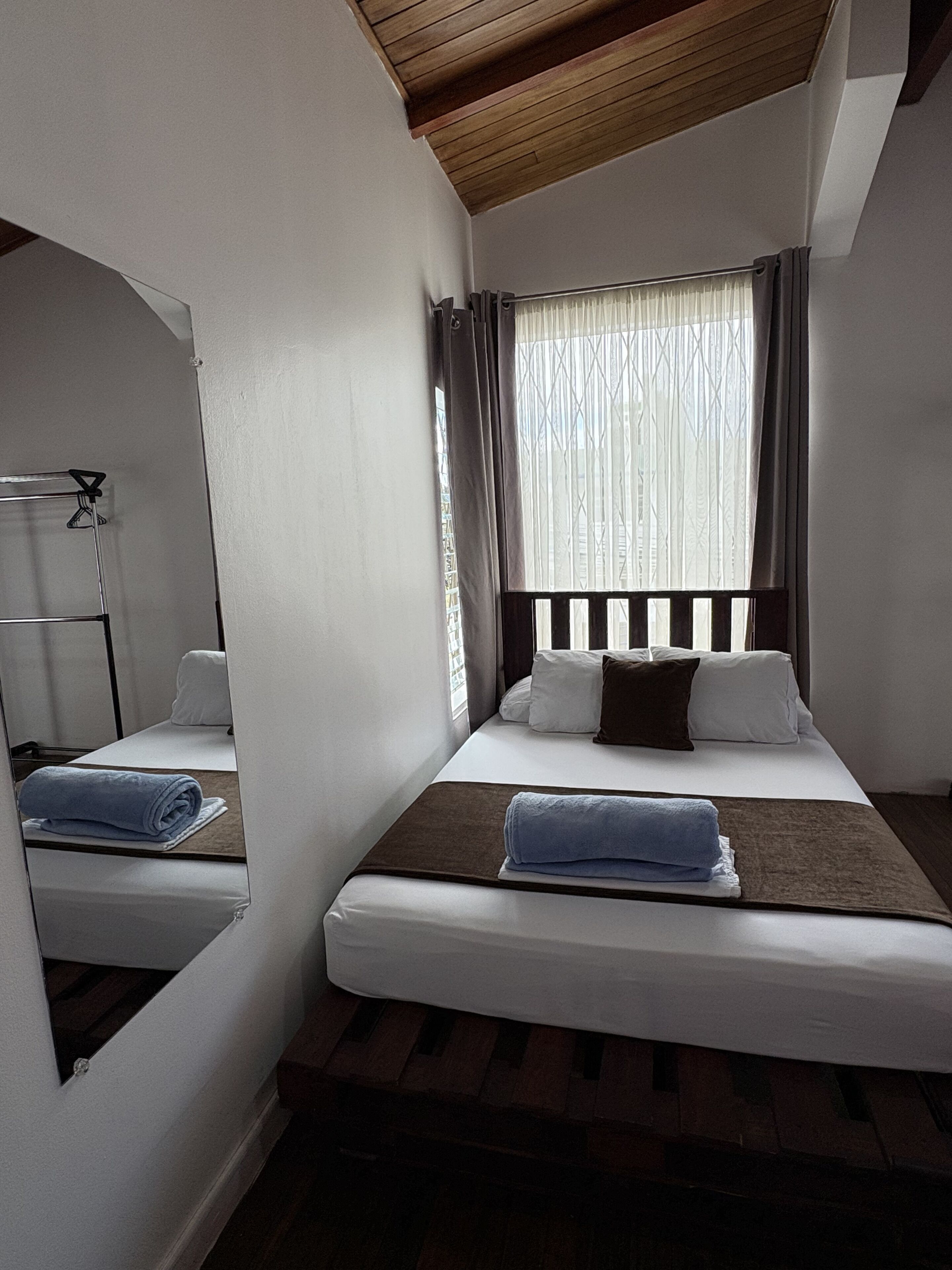 Chirripo | Roupas de cama premium, edredons de pluma, camas Select Comfort