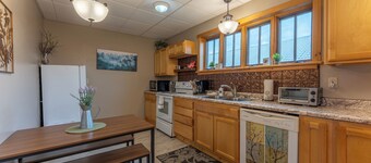 A Taste of Ely 2 BR apartment