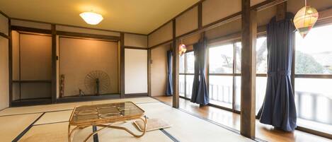 Standard Family Room | Free WiFi, bed sheets