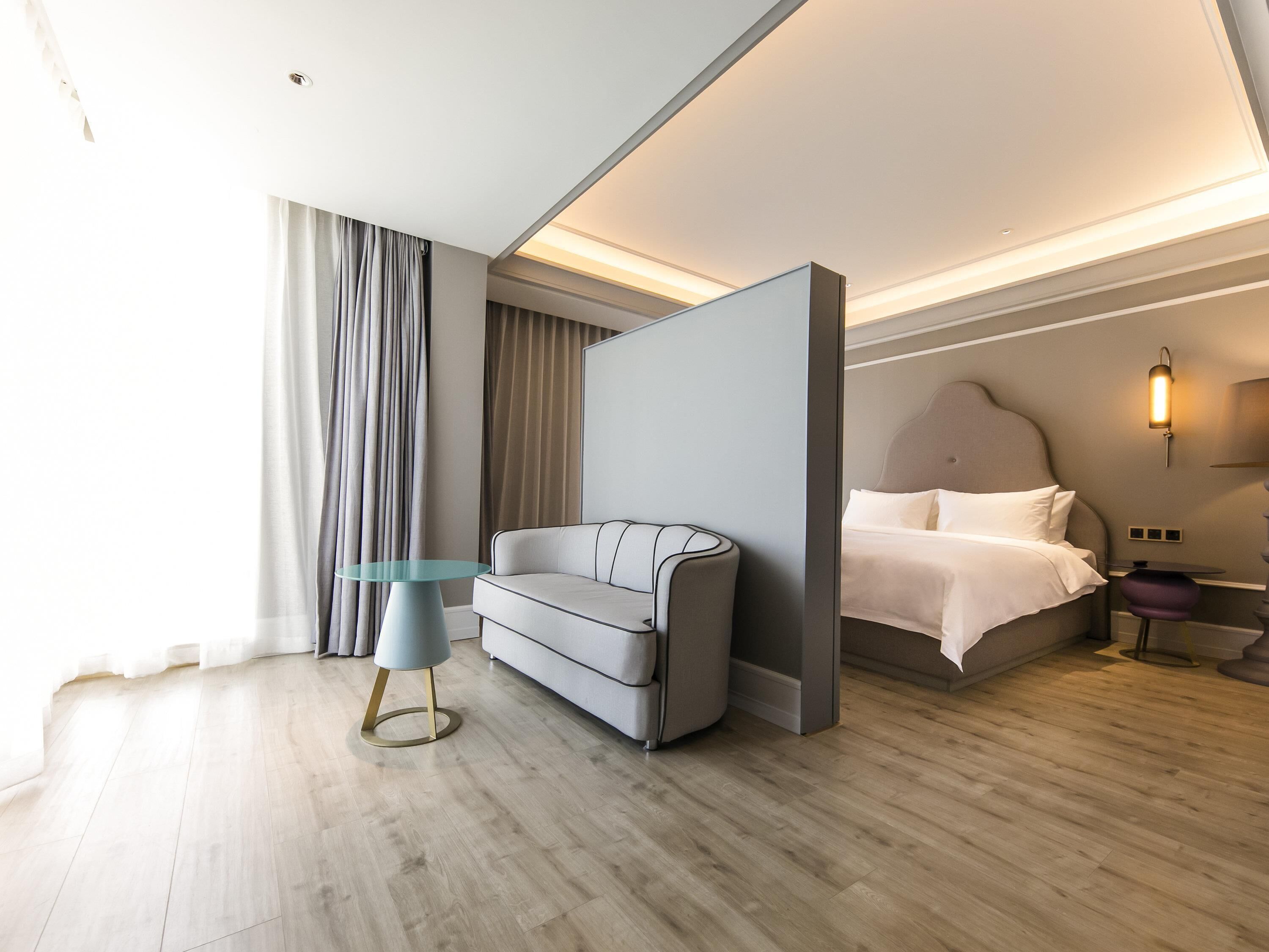 In-room safe, free WiFi