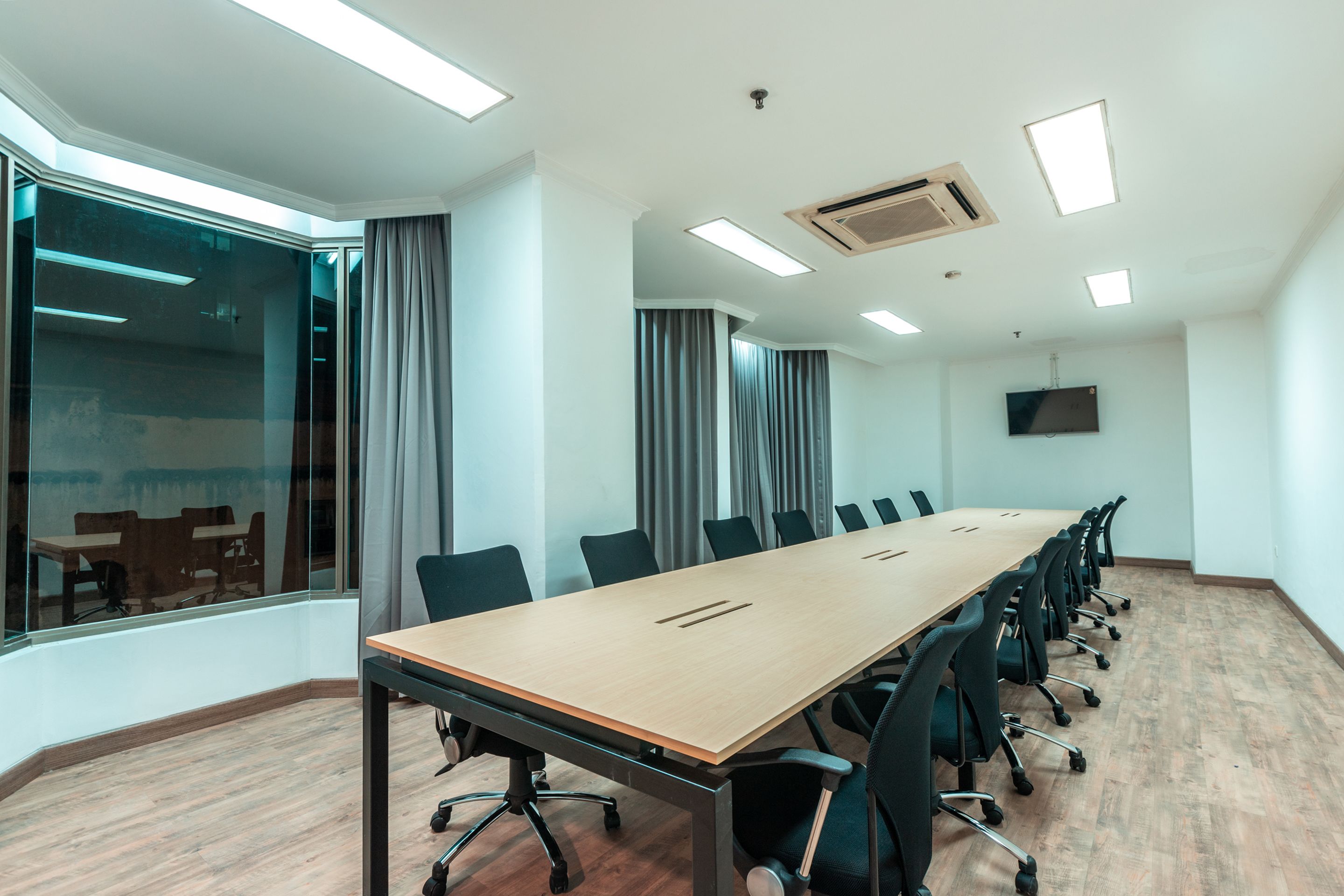 Foto - Super OYO Townhouse 2 Hotel Gunung Sahari