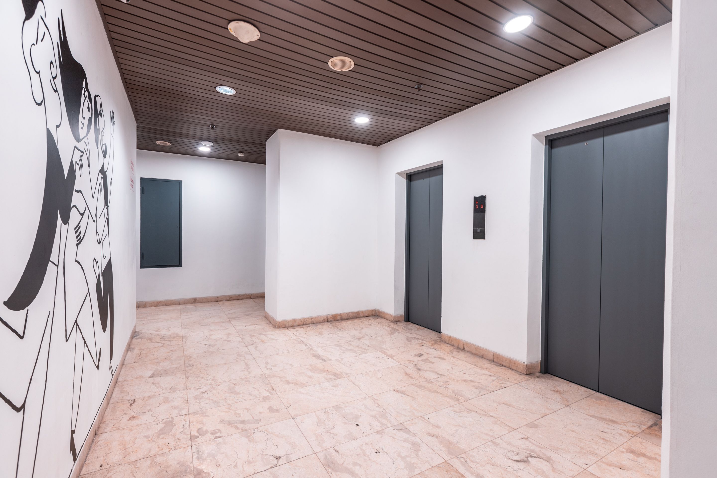 Foto - Super OYO Townhouse 2 Hotel Gunung Sahari