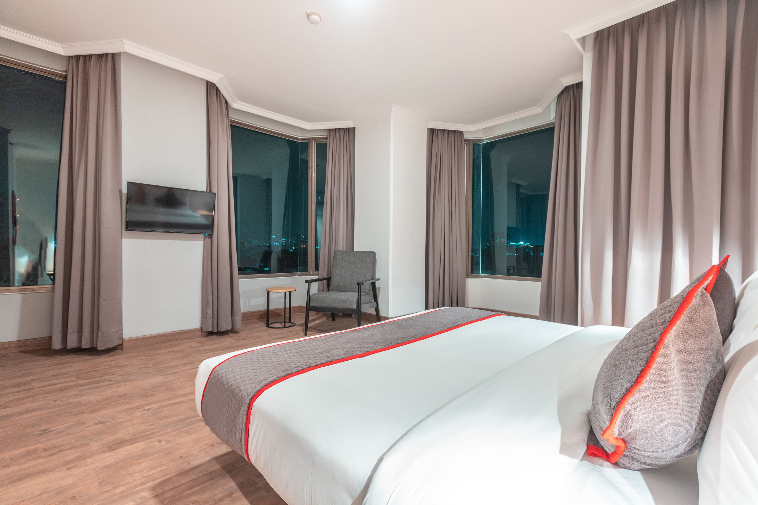 Kamar Double Deluks | Fasilitas kamar