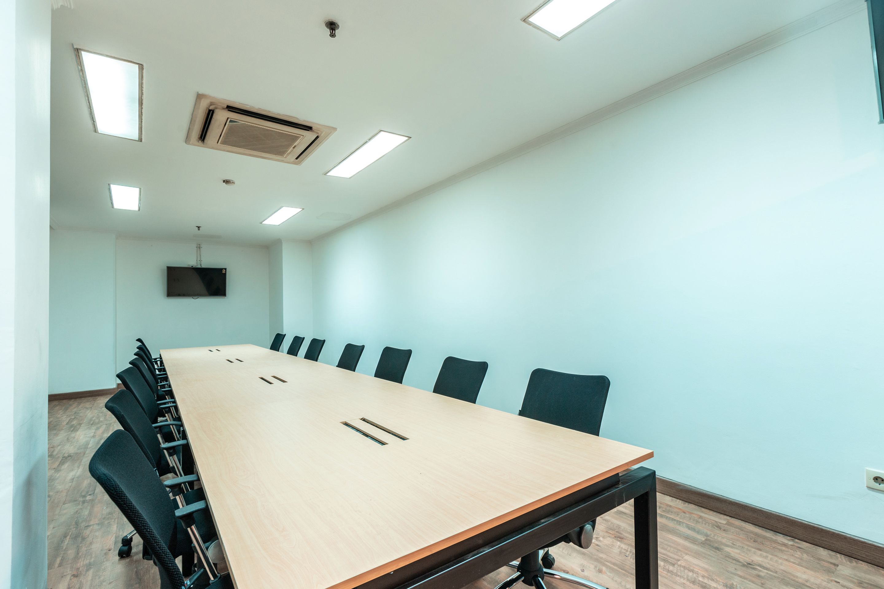 Foto - Super OYO Townhouse 2 Hotel Gunung Sahari