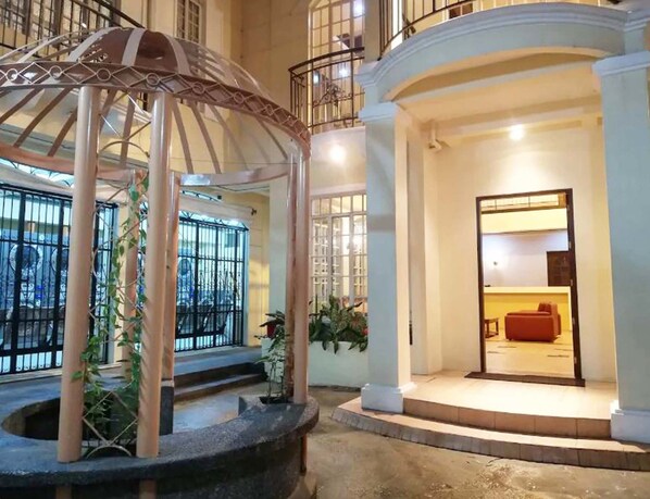 Exterior - Mang Ben Dormitory - Hostel (Quezon City)