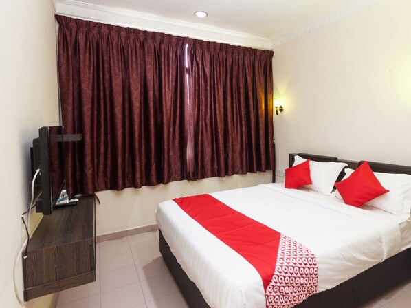 Deluxe Double Room - Hotel O T P Hotel (Sitiawan)