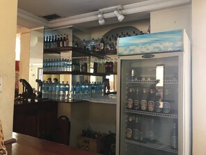 Bar (on property) - Meru Inn Hotel Tanzania (arusha)