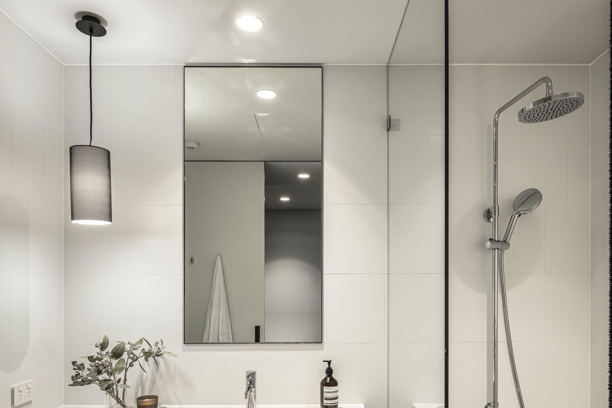 淋浴設備、環保盥洗用品、吹風機、毛巾