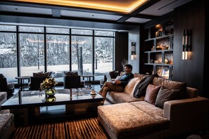 Lounge - Yu Kiroro (Akaigawa)