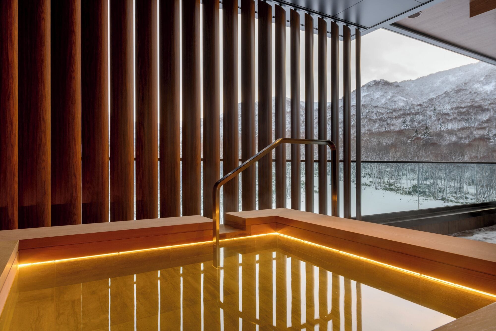 Signature Penthouse, 4 Bedrooms, Terrace, Mountain View