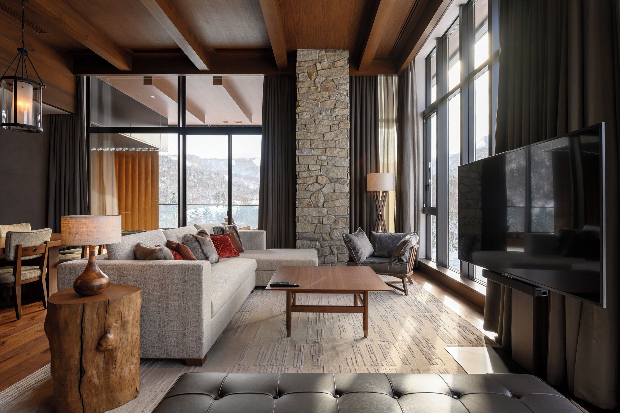 Signature Penthouse, 4 Bedrooms, Terrace, Mountain View | In-room safe, iron/ironing board, cribs/infant beds, rollaway beds