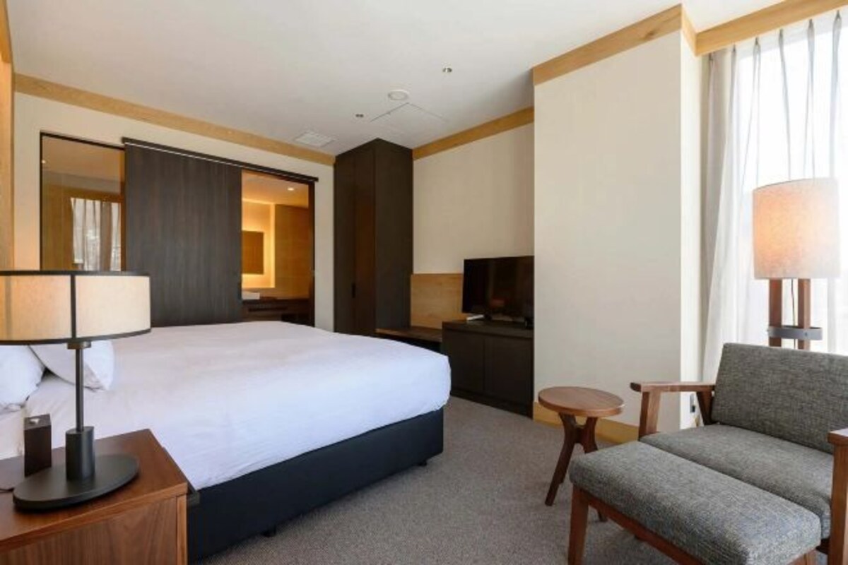 In-room safe, iron/ironing board, cots/infant beds, free WiFi